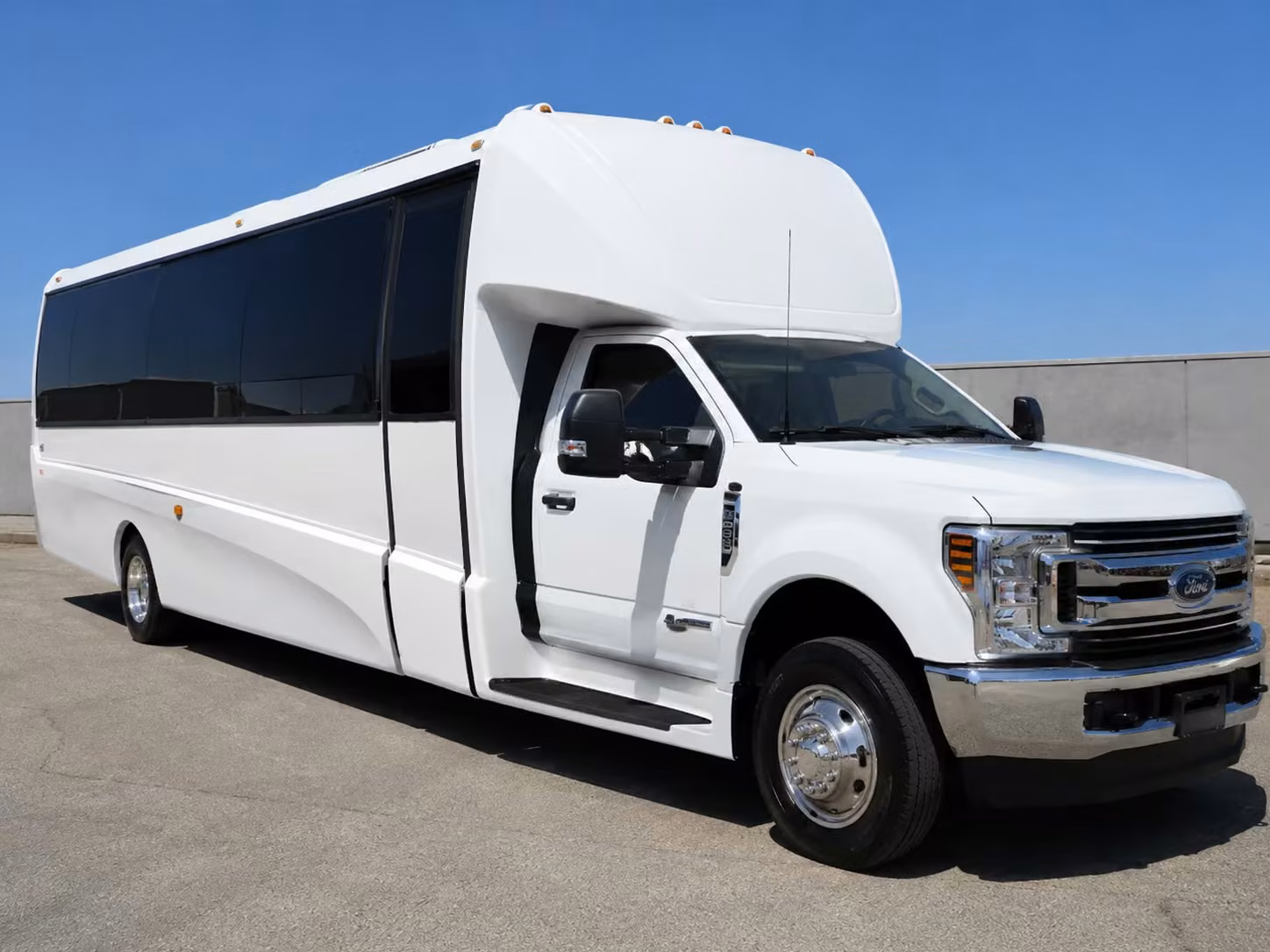 20 passenger minibus